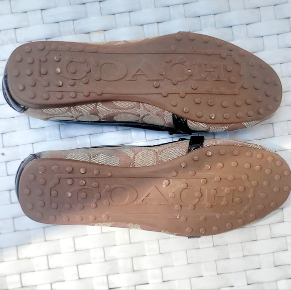Coach Loafer Slip On Shoes - Picture 5 of 6